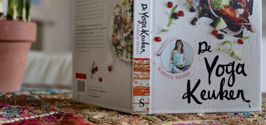 Winactie De Yogakeuken kookboek win actie puuruiteten puur uit eten winnen recensie vegetarisch eten