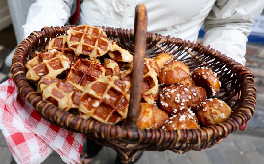 Luikse wafels Une Gauffrette Saperlipopette puur uit eten wat te doen in luik luikse wafel