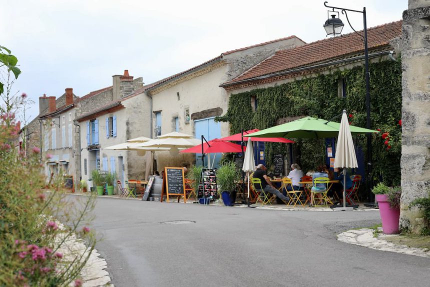 Charroux mooiste dorpen van Frankrijk les plus beaux villages de france