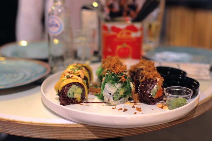 Puur! uit eten in Eindhoven vegan sushi down town gourmet market