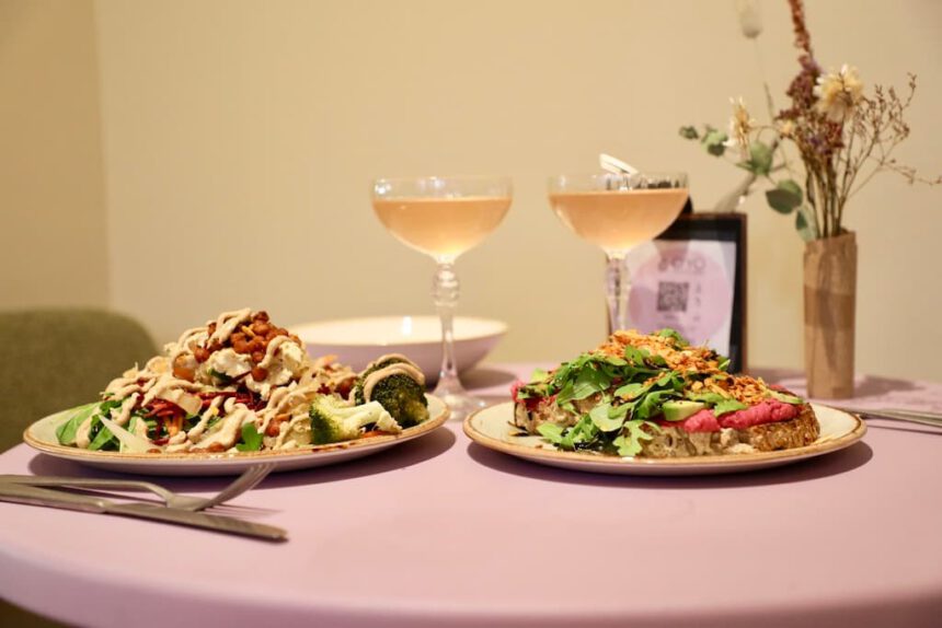 Vegan lunchen in Gent O'yo Sint-Baafsplein