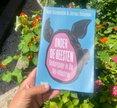 Winactie boek Onder de beesten