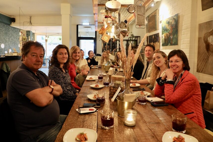 Media en influencers bij FoodVia tijdens de foodsafari Arnhem Lekker & Groen!