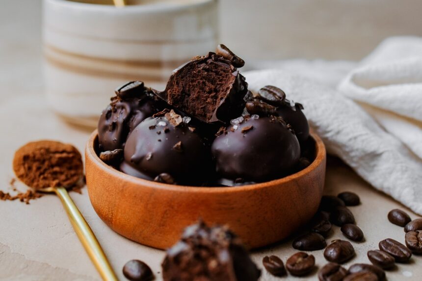 Gezonde chocolade truffels met koffie