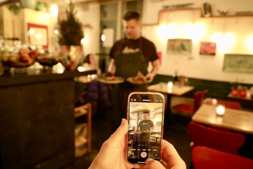Bloem eten en drinken in Amsterdam vegan biologisch glutenvrij restaurant