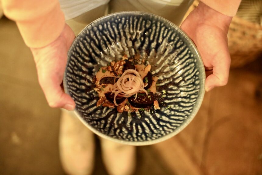 Bloem Amsterdam recept Gepofte biet met walnotensaus