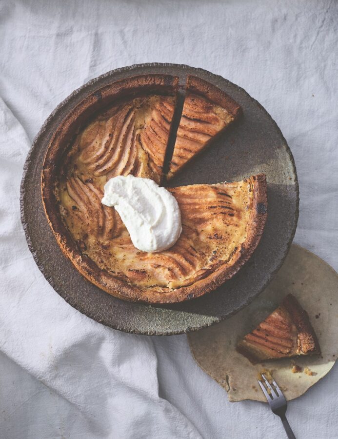 Perentaart van kastanjemeel